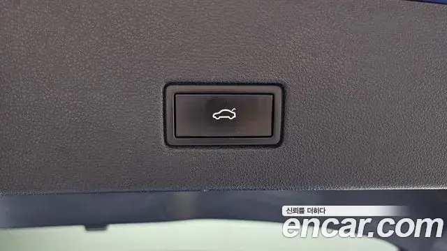 Volkswagen T-Roc 2022 — Şəkil 23/34