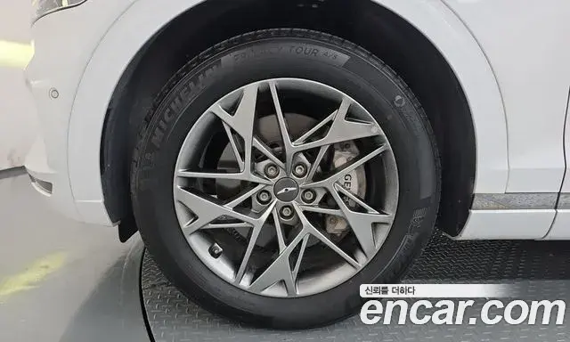 Genesis GV70 2022 — Şəkil 16/32