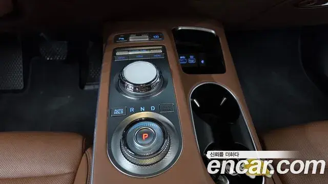 Genesis GV70 2022 — Şəkil 3/32