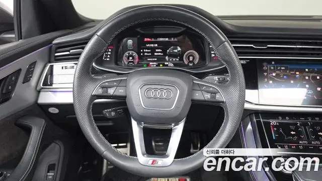 Audi Q7 2021 — Фото 12/20
