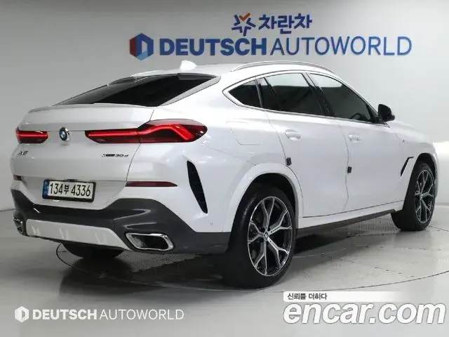 BMW X6 2022 — Фото 1/20