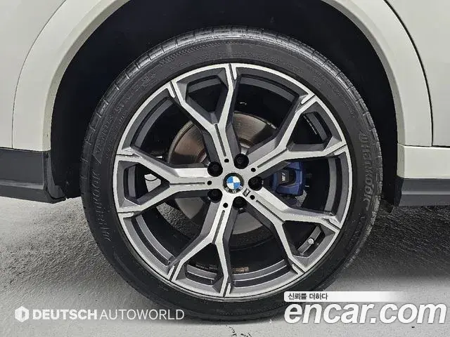 BMW X6 2022 — Фото 4/20