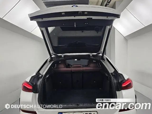 BMW X6 2022 — Фото 19/20