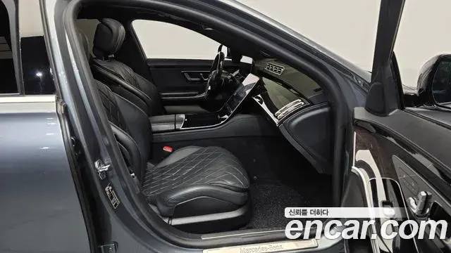 Mercedes-Benz S-Class 2021 — Фото 11/20