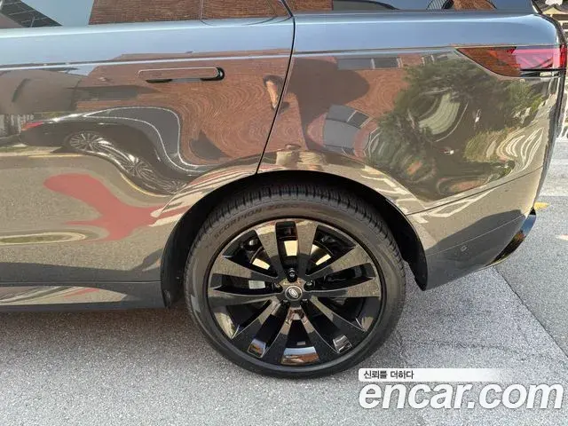 Land Rover Range Rover Sport 2023 — Şəkil 7/10