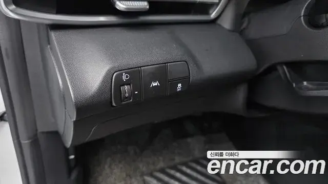 Hyundai Avante 2020 — Фото 12/20