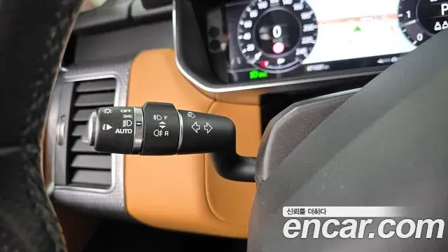 Land Rover Range Rover Sport 2019 — Photo 29/34