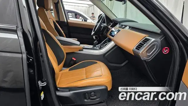 Land Rover Range Rover Sport 2019 — Photo 34/34
