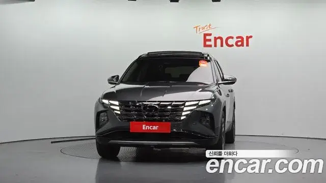 Hyundai The New Tucson 2023 — Фото 2/20