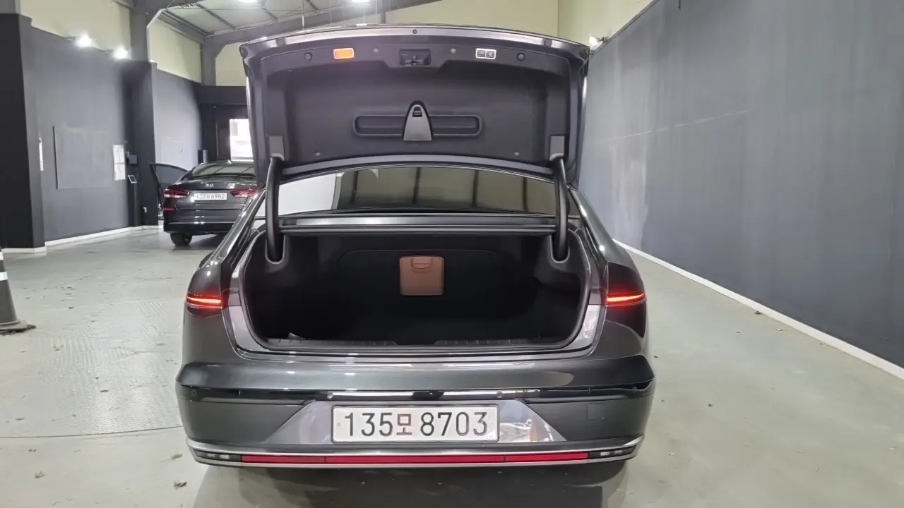 Hyundai Grandeur 2024 — Şəkil 18/18