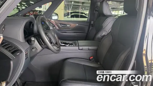 Toyota Alphard 2023 — Photo 13/20