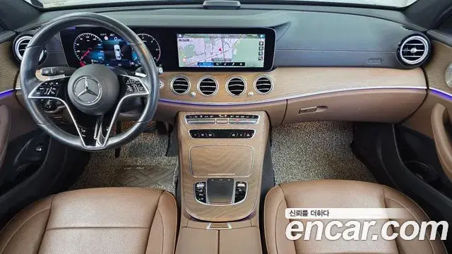 Mercedes-Benz E-Class 2021 — Фото 7/20