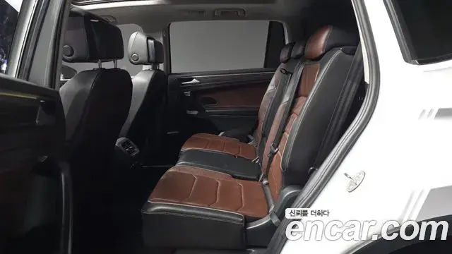 Volkswagen Tiguan Allspace 2023 — ფოტო 26/36