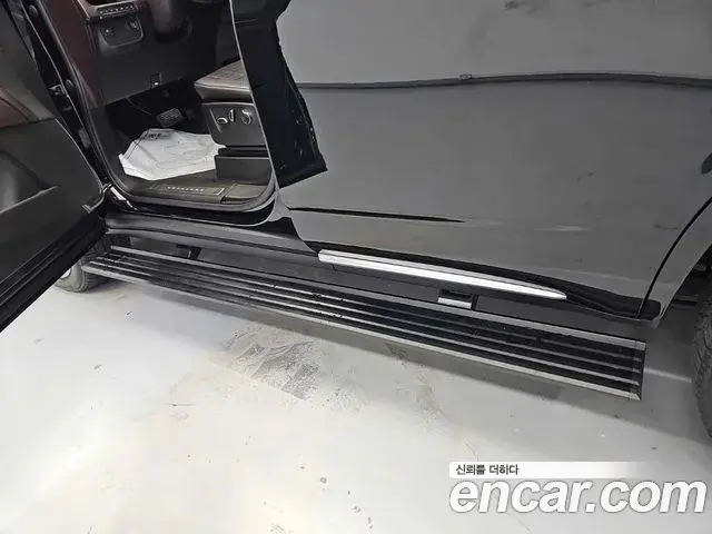 Cadillac Escalade 2023 — Photo 13/19