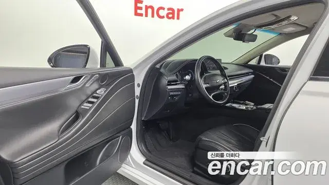 Genesis Electrified G80 2020 — Photo 10/20
