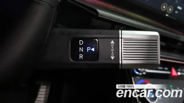 Hyundai Santa Fe 2026 — Şəkil 9/20