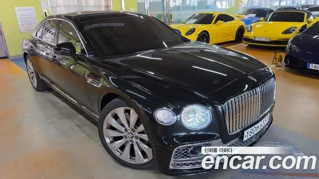 Bentley Flying Spur 2021 — Photo 2/20