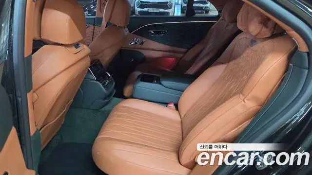 Bentley Flying Spur 2021 — Photo 3/20