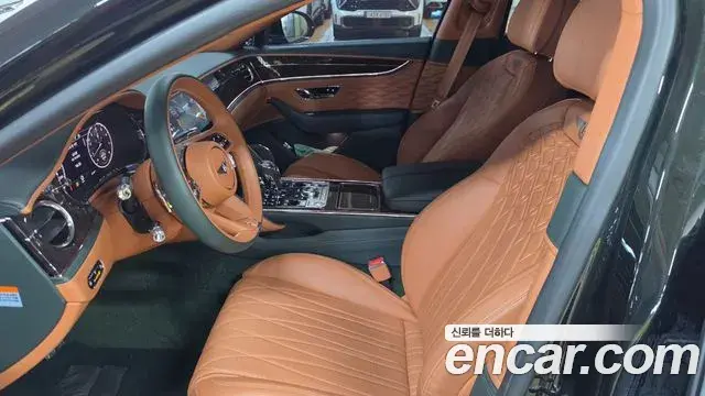 Bentley Flying Spur 2021 — Photo 18/20