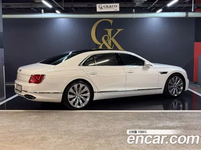 Bentley Flying Spur 2021 — Şəkil 9/20