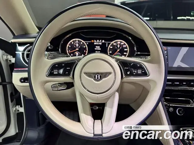 Bentley Flying Spur 2021 — Şəkil 16/20