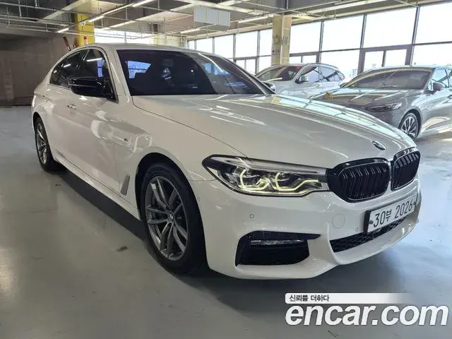 BMW 5 Series 2018 — Фото 5/20