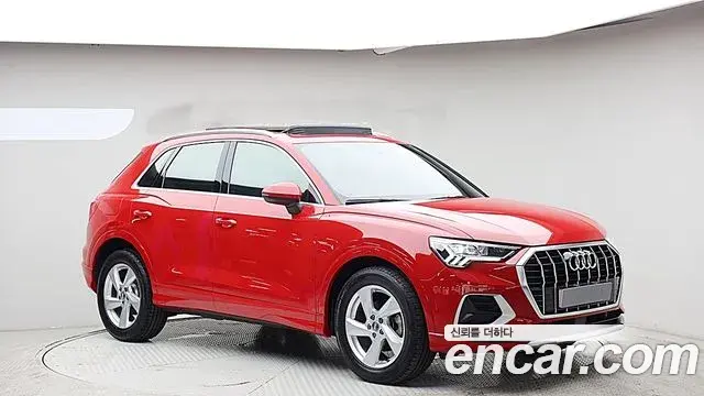 Audi Q3 2020 — Фото 2/20