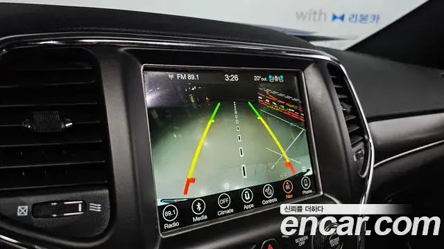 Jeep Grand Cherokee 2018 — Photo 11/30