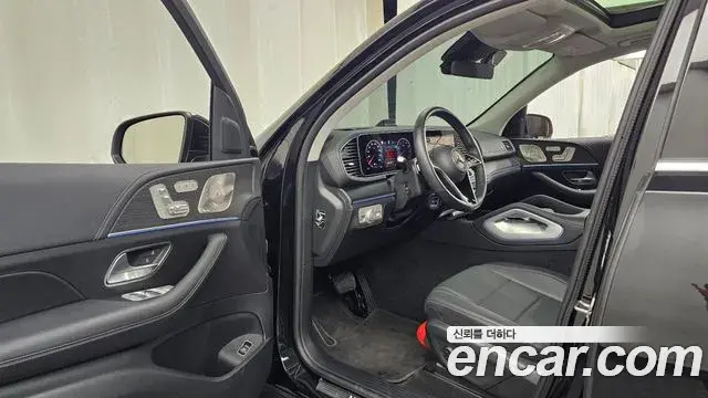 Mercedes-Benz GLE-Class 2026 — Şəkil 19/33