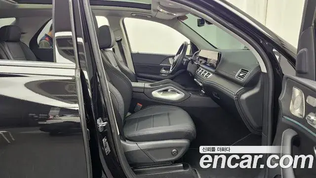 Mercedes-Benz GLE-Class 2026 — Şəkil 18/33