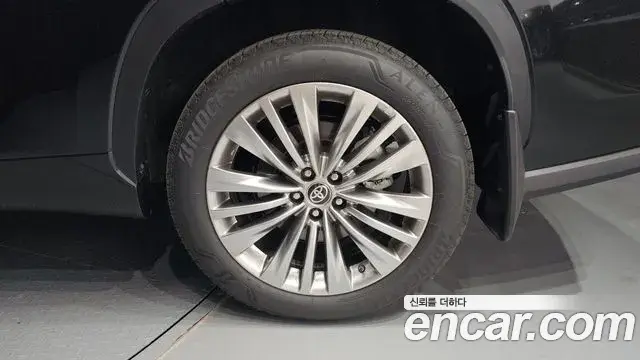 Toyota Highlander 2026 — Photo 15/34