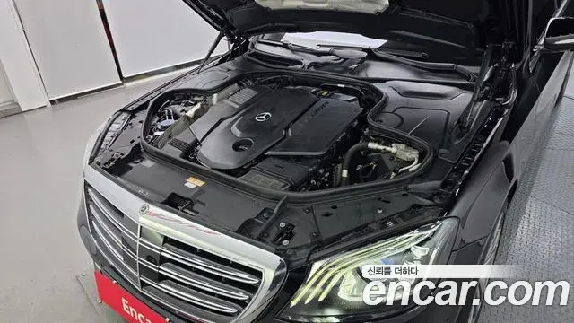 Mercedes-Benz S-Class 2018 — Фото 6/20