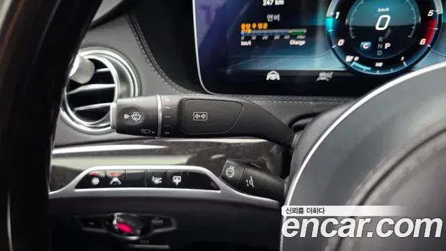 Mercedes-Benz S-Class 2018 — Фото 17/20