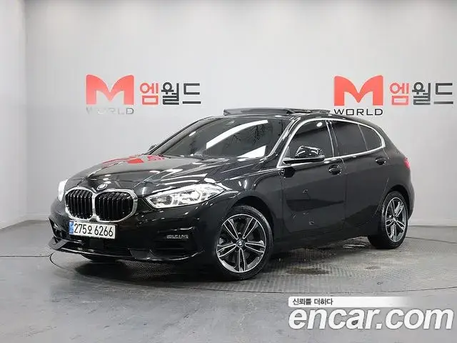 BMW 1 Series 2022 — Фото 19/19