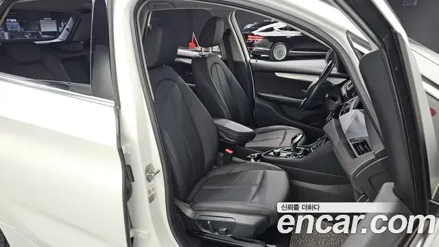 BMW 2 Series Active Tourer 2019 — Şəkil 6/30