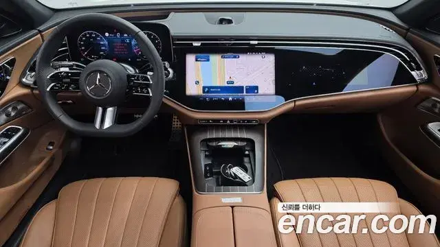 Mercedes-Benz E-Class 2026 — Фото 7/20