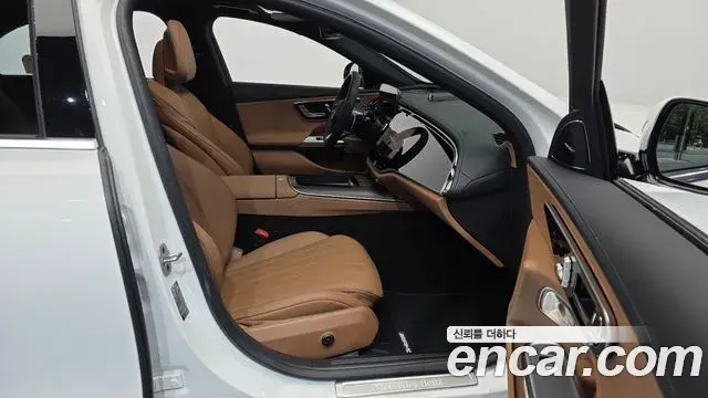 Mercedes-Benz E-Class 2026 — Фото 11/20