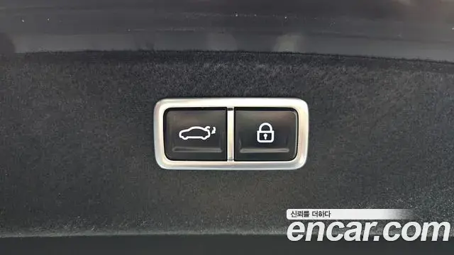 Genesis Electrified G80 2024 — Photo 20/20