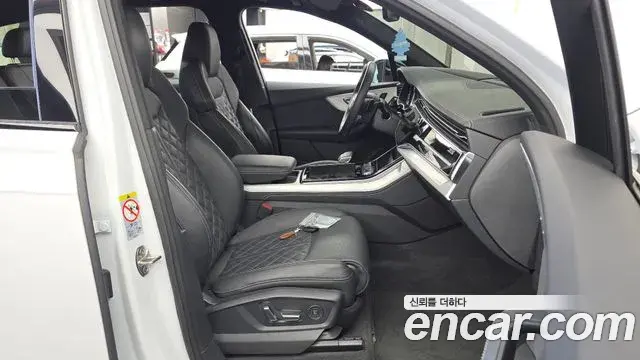 Audi Q7 2022 — Фото 11/20