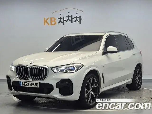 BMW X5 2022 — Фото 1/19
