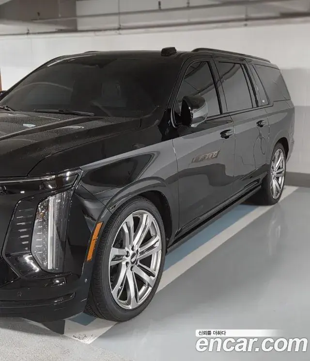 Cadillac Escalade 2025 — Şəkil 4/5