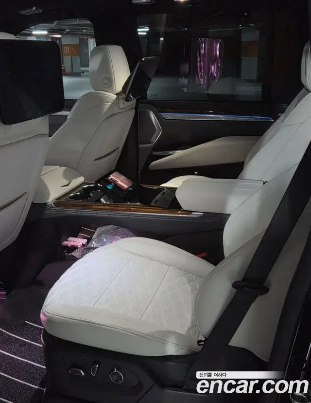 Cadillac Escalade 2025 — Şəkil 3/5