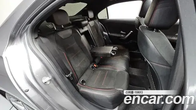 Mercedes-Benz A-Class 2021 — Фото 11/20