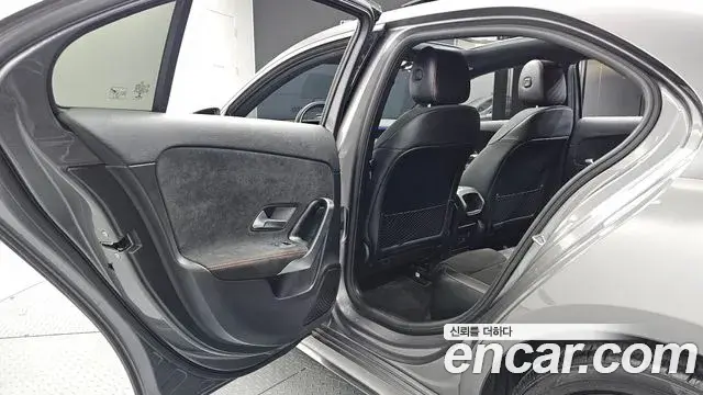 Mercedes-Benz A-Class 2021 — Фото 12/20