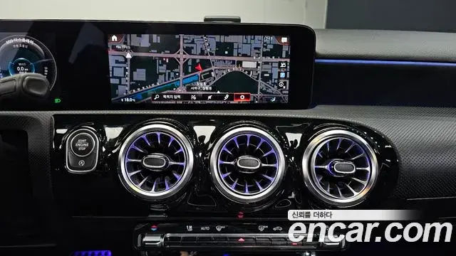 Mercedes-Benz A-Class 2021 — Фото 14/20