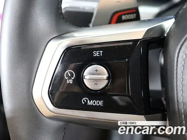 BMW 7 Series 2023 — Фото 19/20