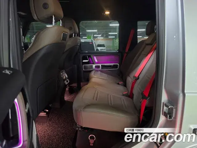 Mercedes-Benz G-Class 2023 — ფოტო 19/20
