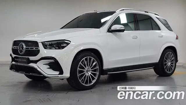 Mercedes-Benz GLE-Class 2024 — Фото 1/19