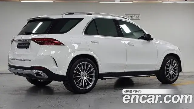 Mercedes-Benz GLE-Class 2024 — Фото 2/19