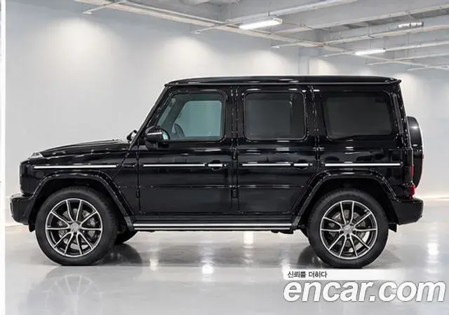 Mercedes-Benz G-Class 2026 — Photo 7/11